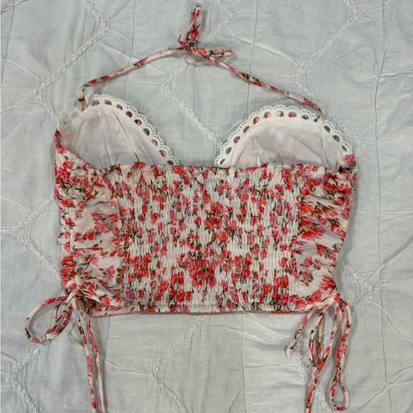 Princess Polly floral side-tie halter - Picture 2 of 3